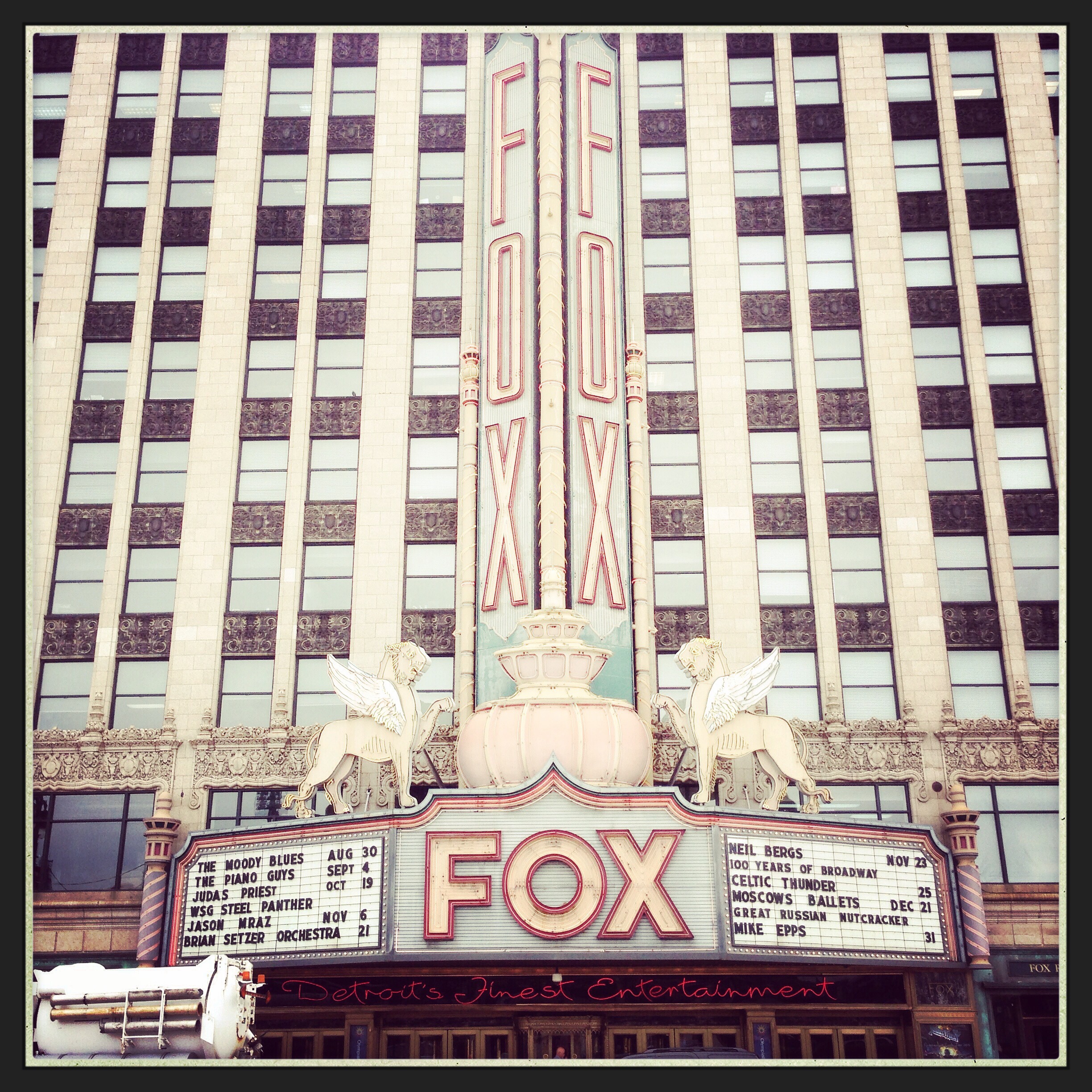 Day 1450. foxed in Detroit… 